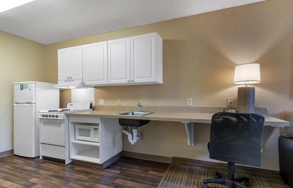  - Extended Stay America Suites Alameda Airport
