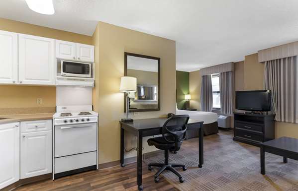  - Extended Stay America Suites Alameda Airport