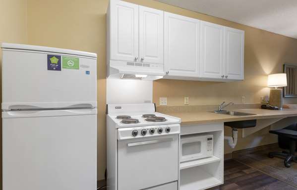  - Extended Stay America Suites Alameda Airport