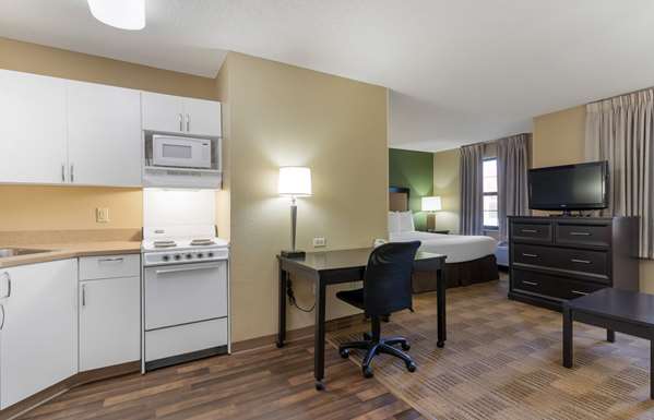 - Extended Stay America Suites Alameda Airport