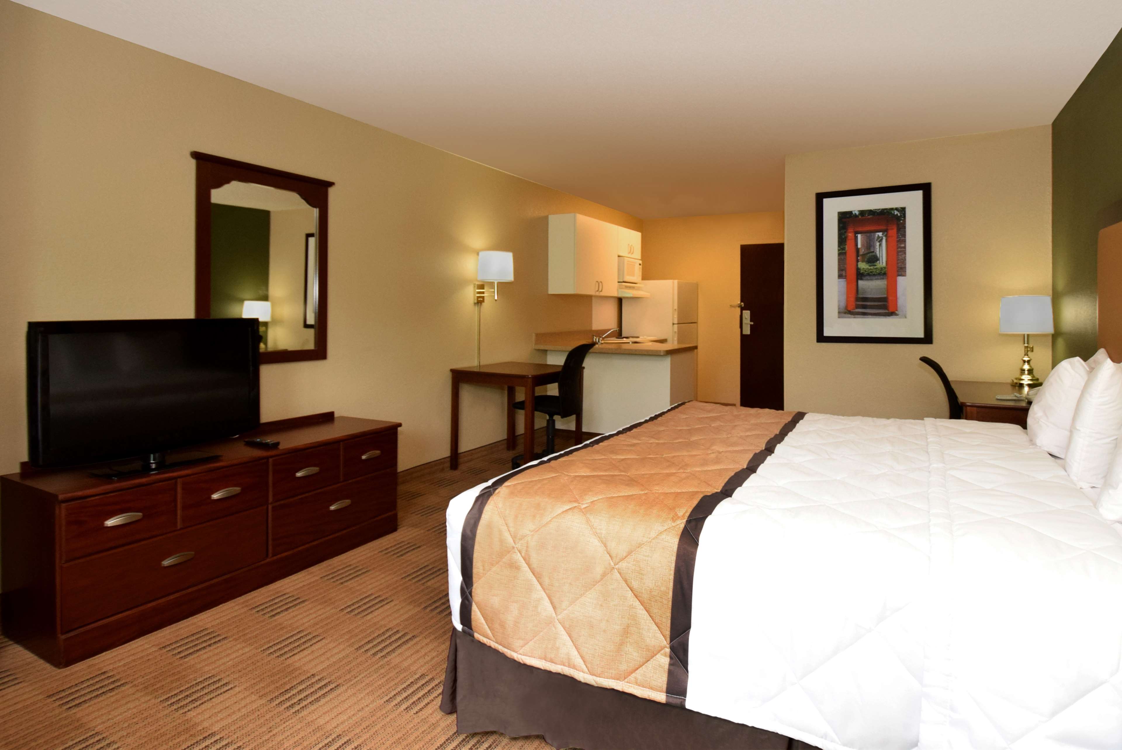 Extended Stay America - Los Angeles - LAX Airport – Los Angeles, CA