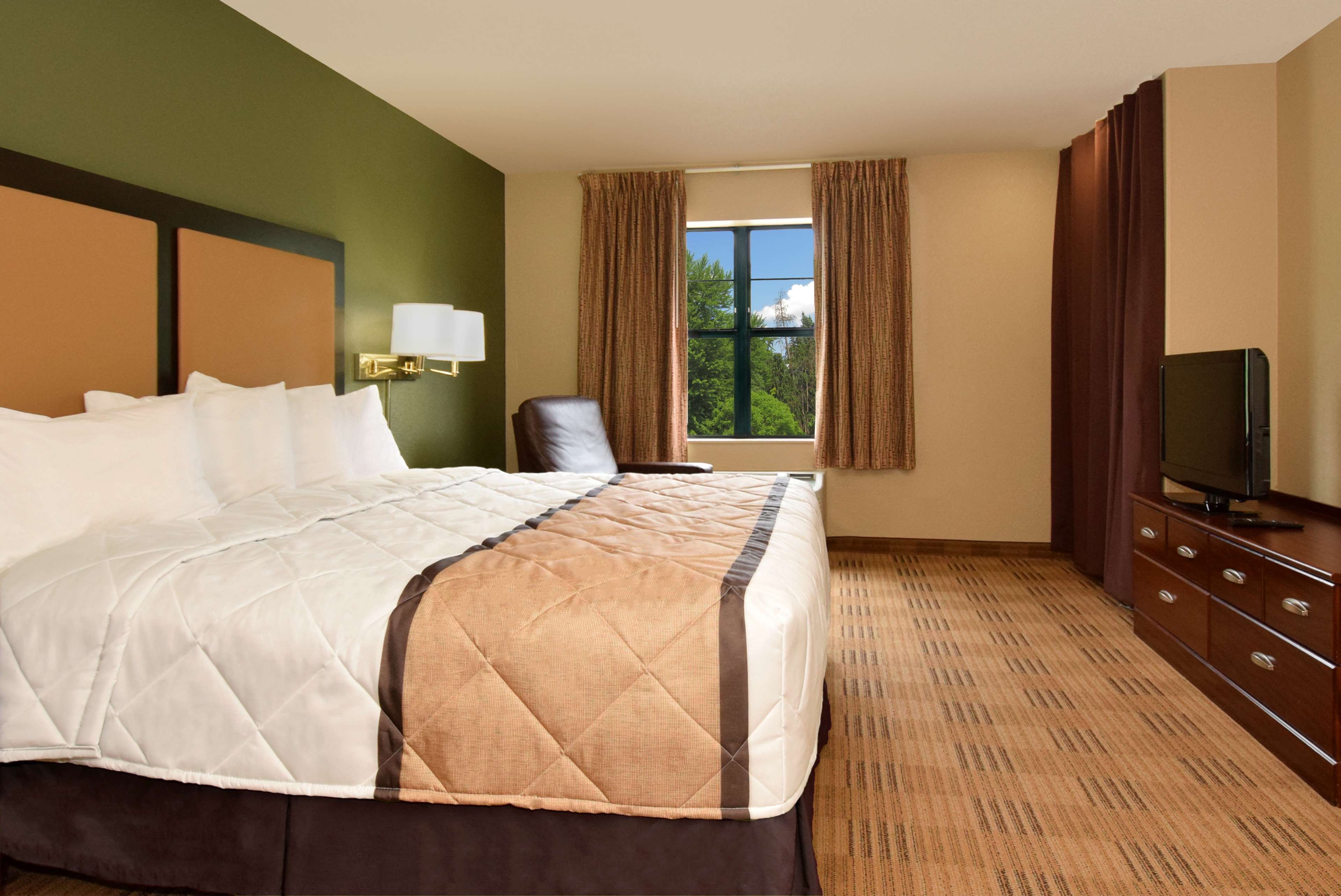 Extended Stay America - Los Angeles - LAX Airport – Los Angeles, CA