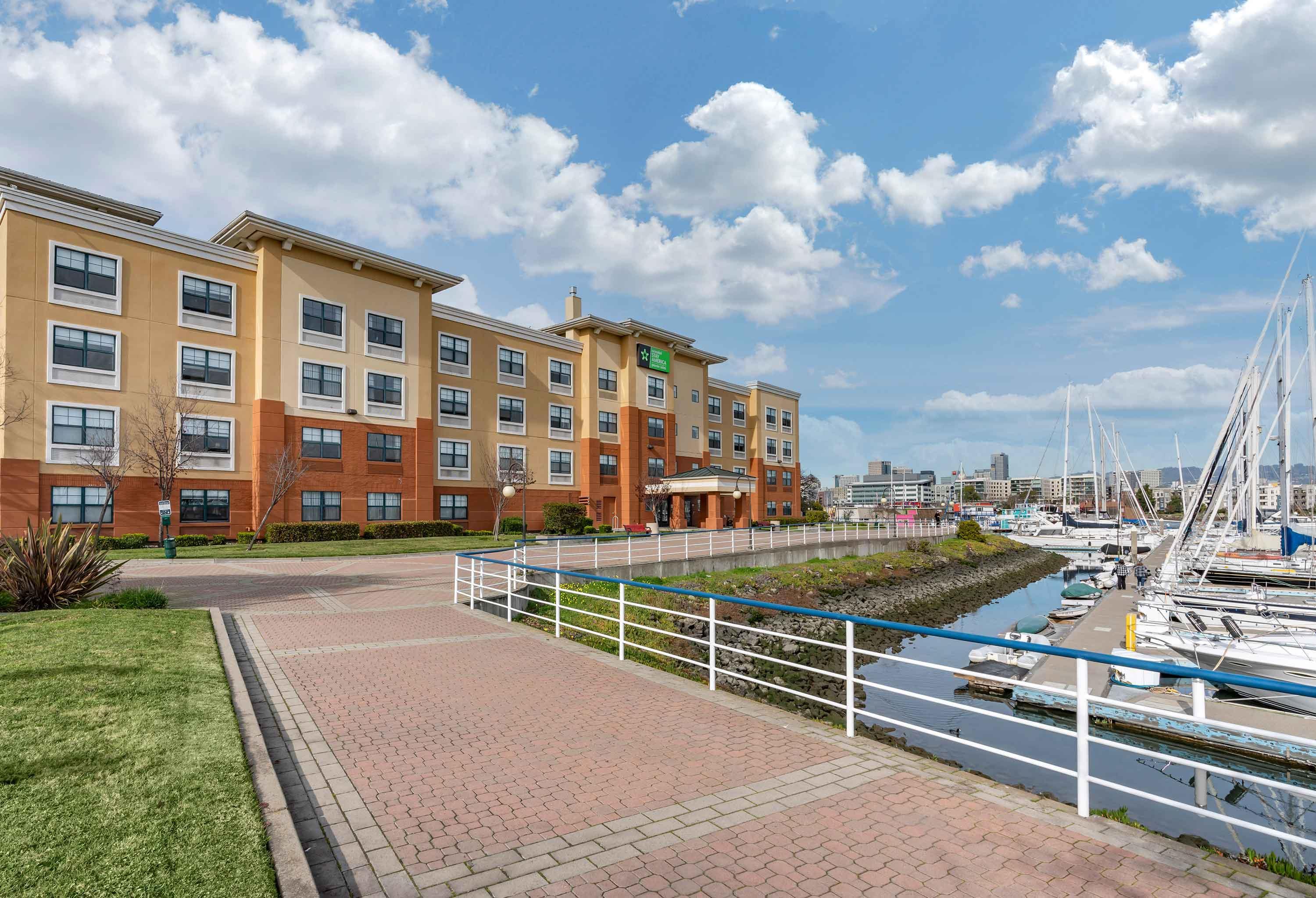 Exterior | Extended Stay America Oakland - Alameda