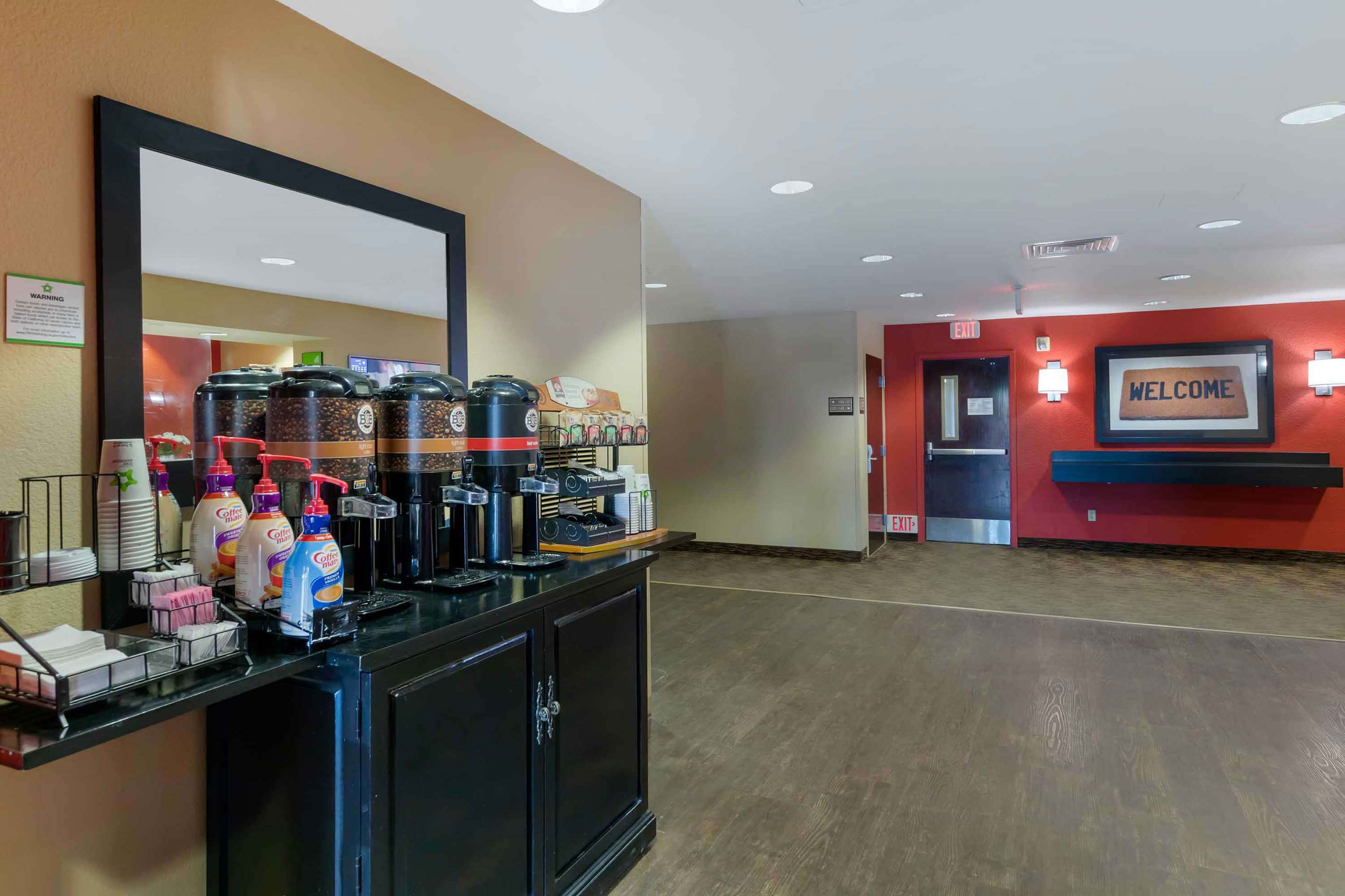 Lobby and Guest Check-in