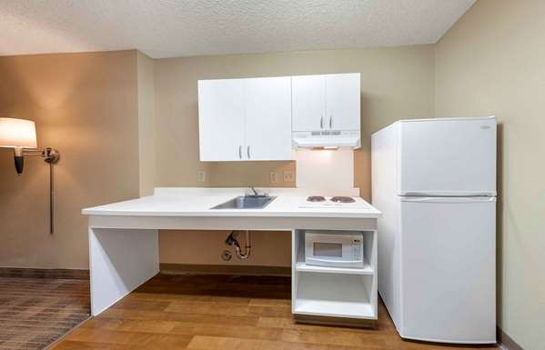  - Extended Stay America Suites Carson