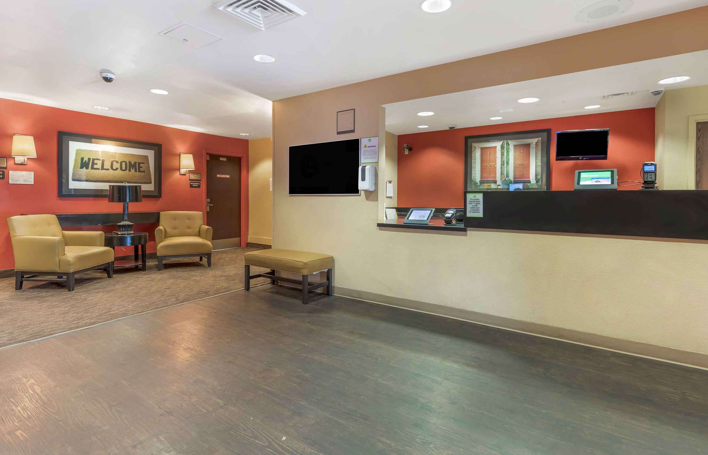 Lobby and Guest Check-in