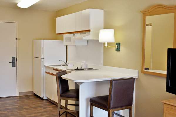  - Extended Stay America Suites San Carlos