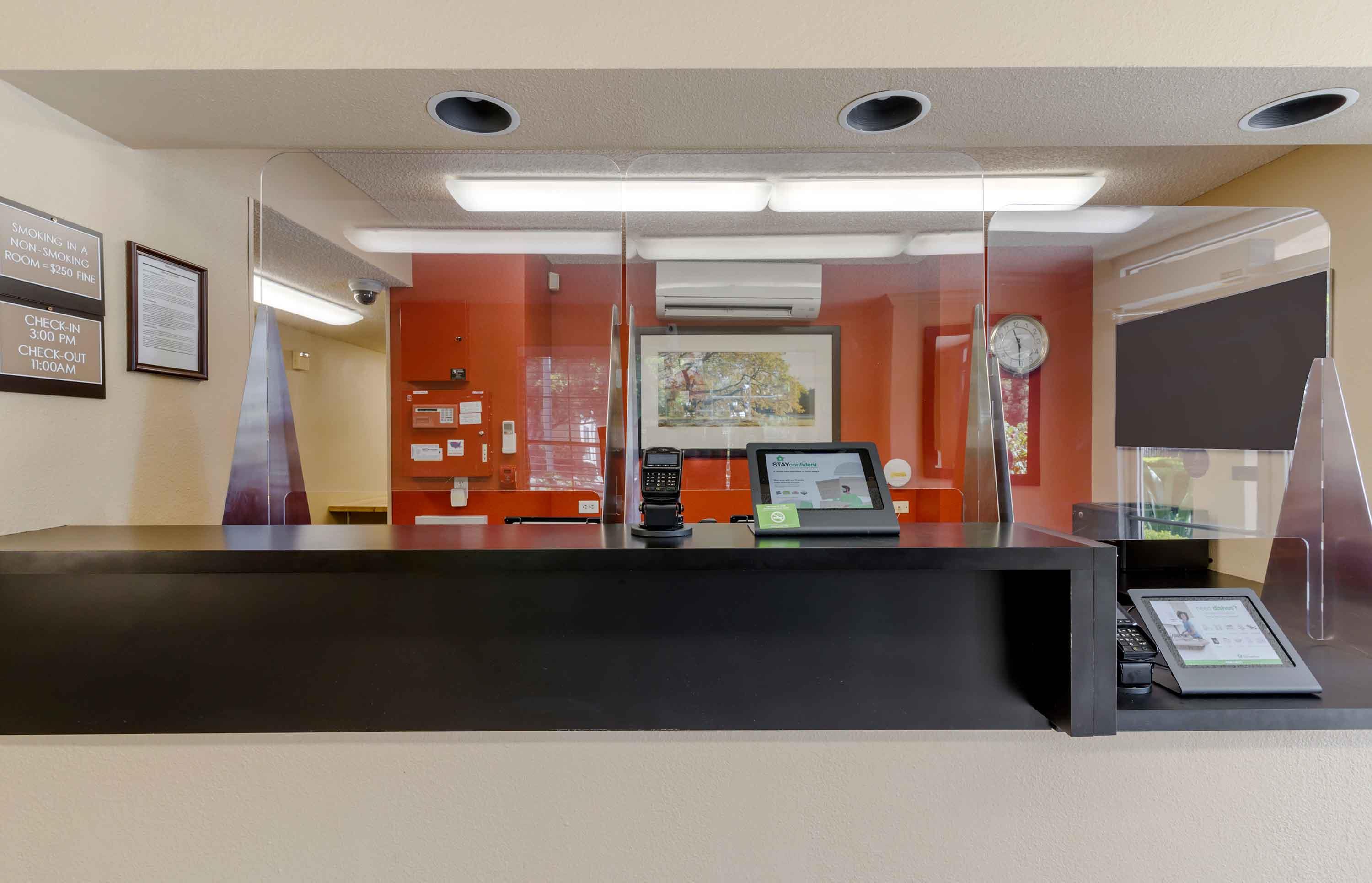 Lobby and Guest Check-in | Extended Stay America Suites San Jose Sunnyvale