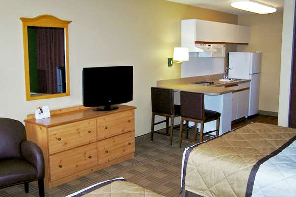  - Extended Stay America Suites Glendale - I-5, Exit 145