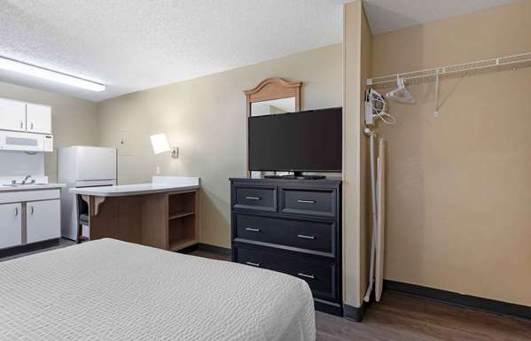  - Extended Stay America Suites South Aurora