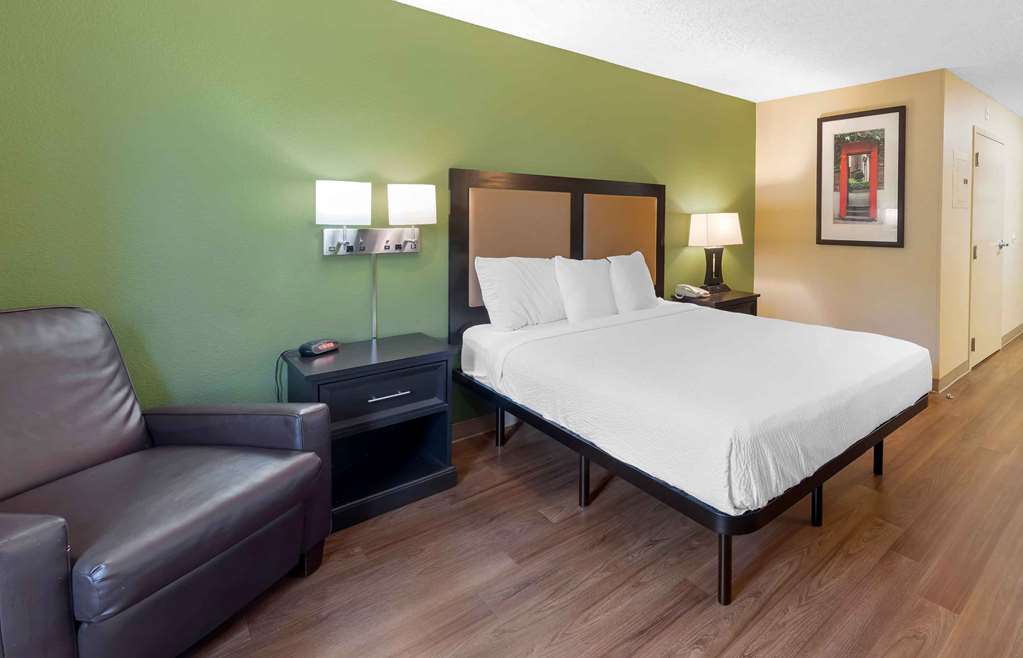 EXTENDED STAY AMERICA SUITES, photo 3