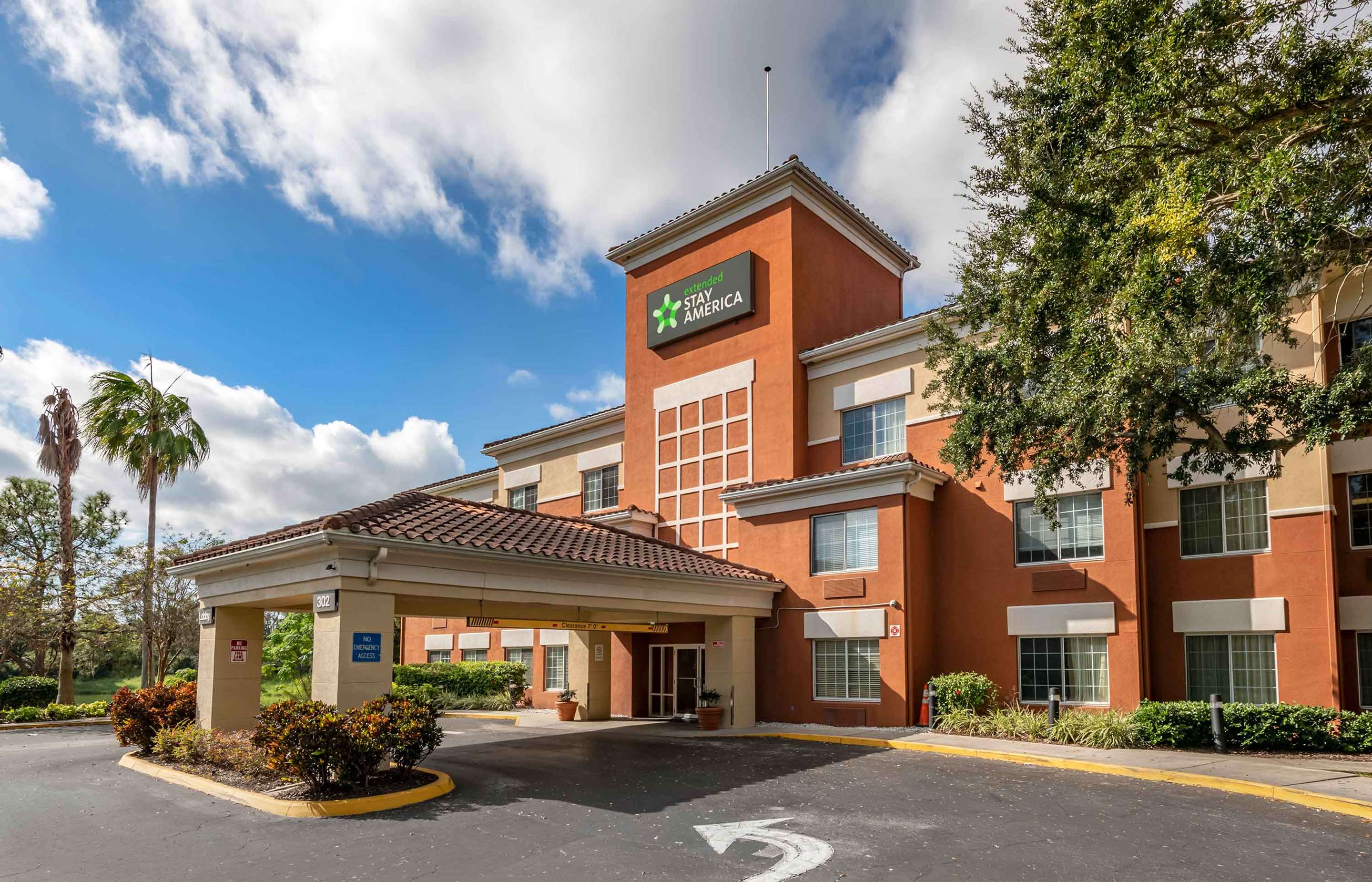 Exterior | Extended Stay America Suites - Orlando - Altamonte Springs