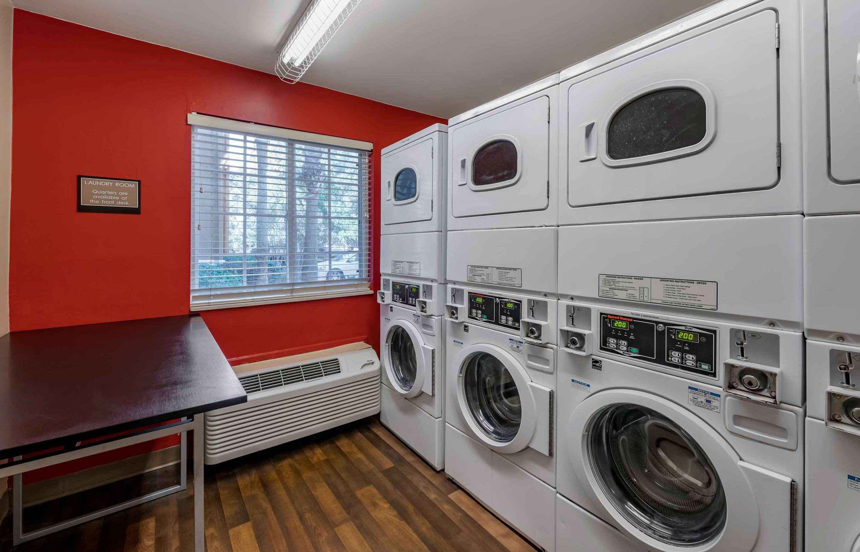 On-Premise Guest Laundry | Extended Stay America Select Suites Orlando Lake Mary 1040