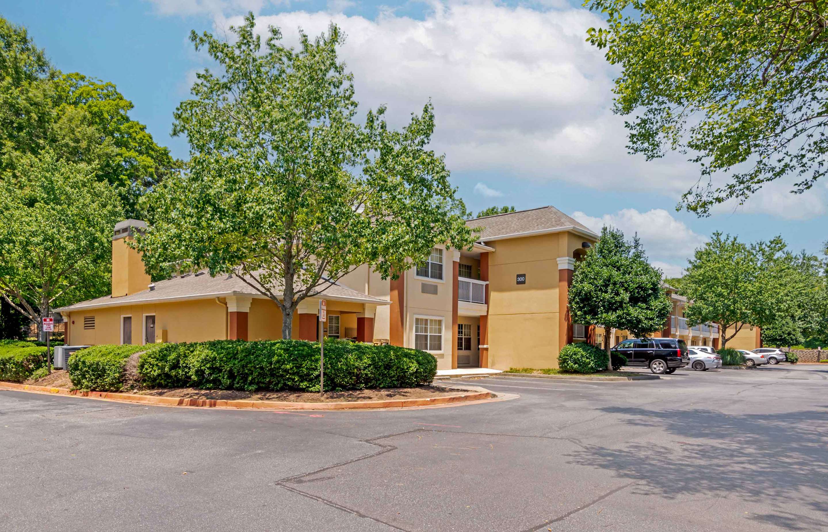Exterior | Extended Stay America Suites - Atlanta - Cumberland Mall