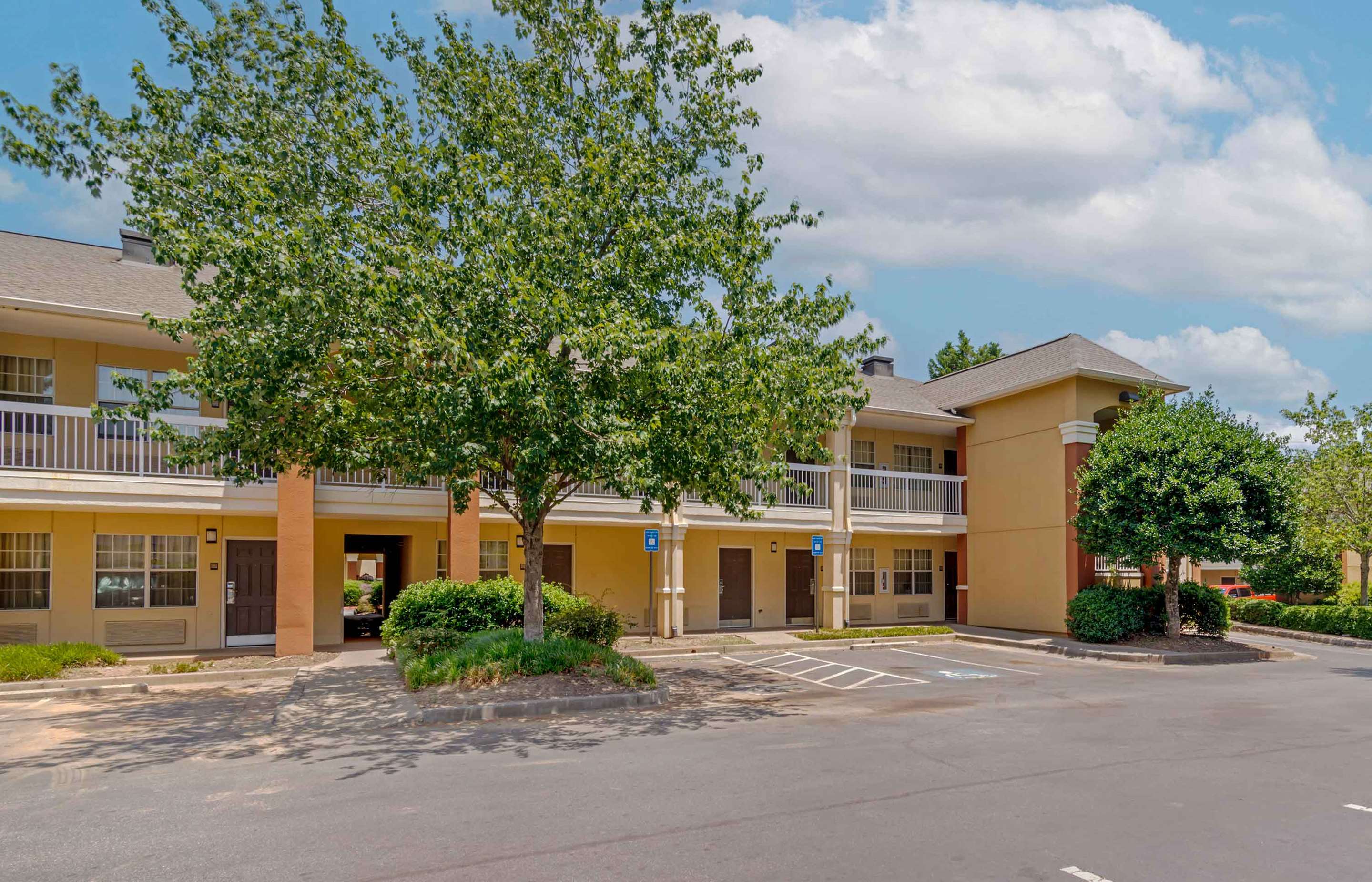 Exterior | Extended Stay America Suites - Atlanta - Cumberland Mall
