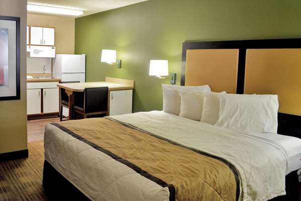  - Extended Stay America Suites Hammond Drive Atlanta