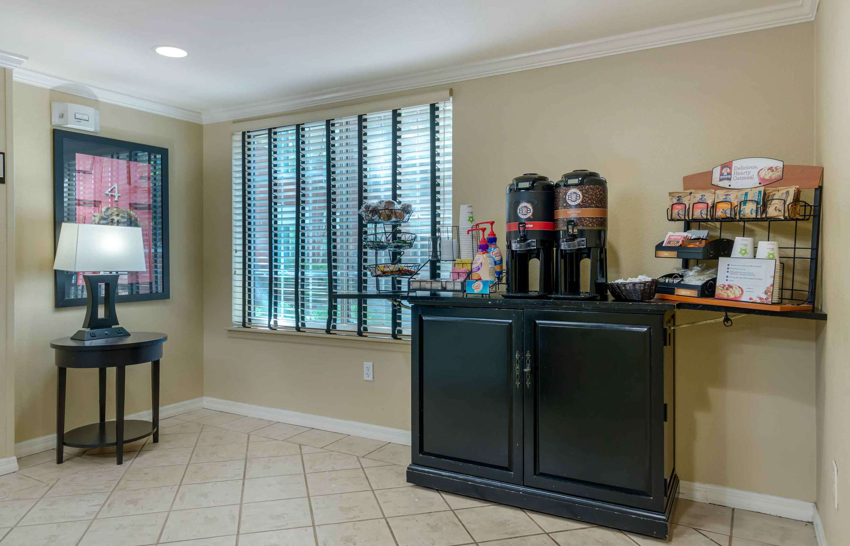 Free Grab-and-Go Breakfast | Extended Stay America Suites - Atlanta - Marietta - Powers Ferry Rd