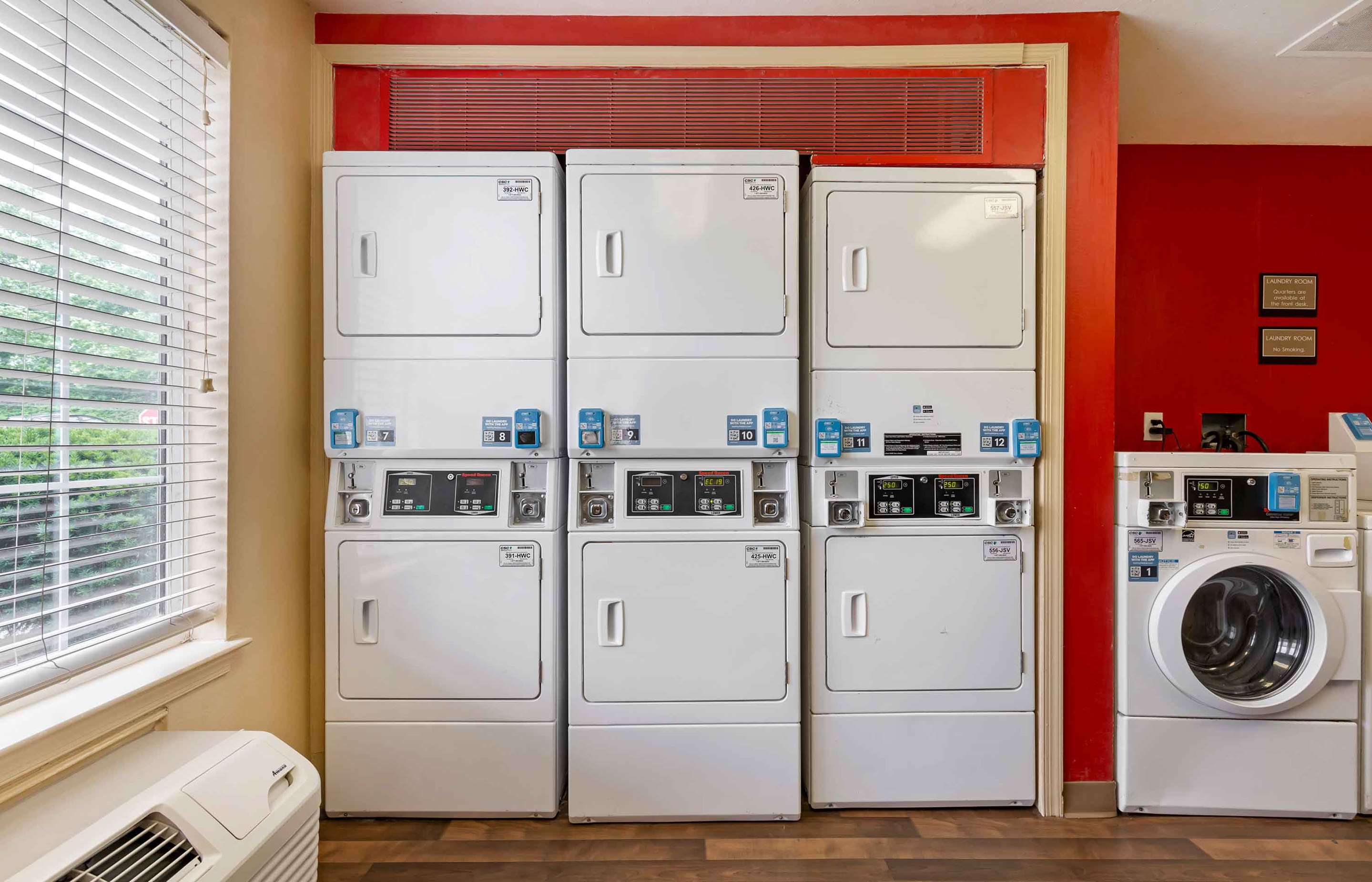 On-Premise Guest Laundry | Extended Stay America Suites Baltimore BWI International Dr