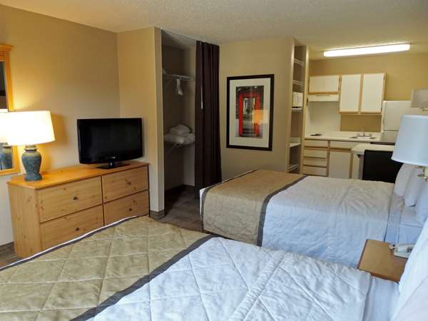  - Extended Stay America Suites Town Center Germantown - I-270, Exit 15