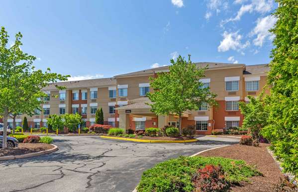 Exterior view - Extended Stay America Suites Burlington
