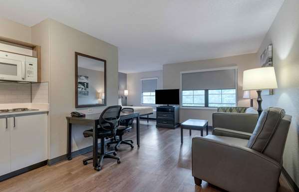  - Extended Stay America Suites Burlington