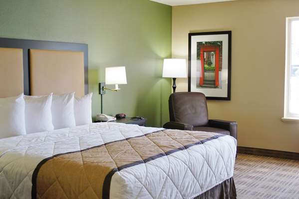  - Extended Stay America Suites Country Club Plaza Kansas City