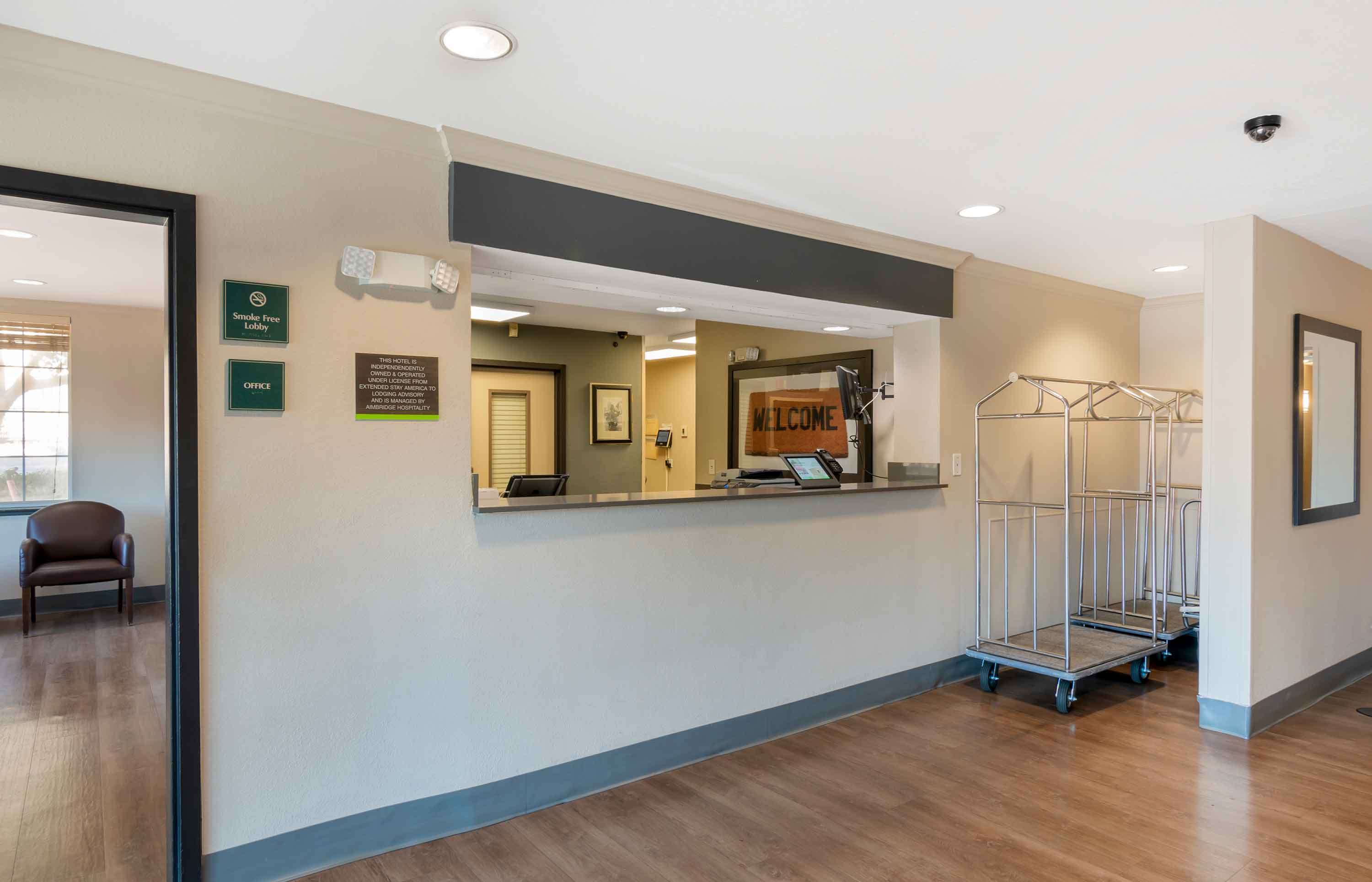 Extended Stay America - Kansas City - Country Club – Kansas City, MO