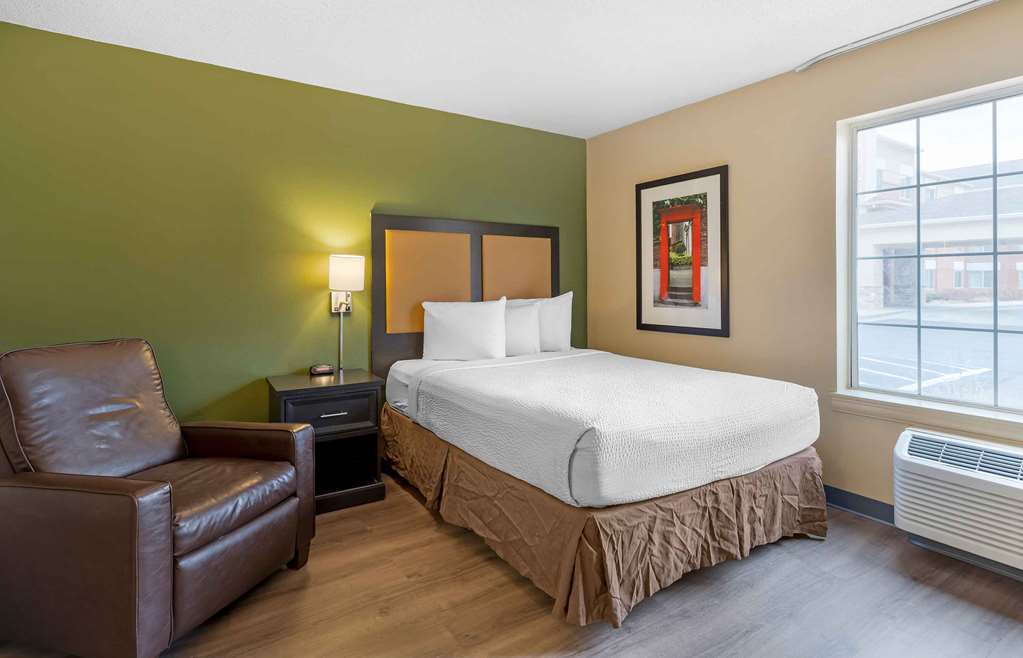 EXTENDED STAY AMERICA SELECT-guestroom-Guest Room,On-Site.jpg