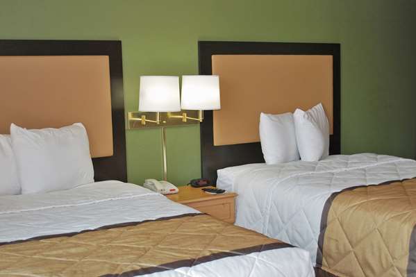 - Extended Stay America Suites Westport Central, I-270, Exit 16