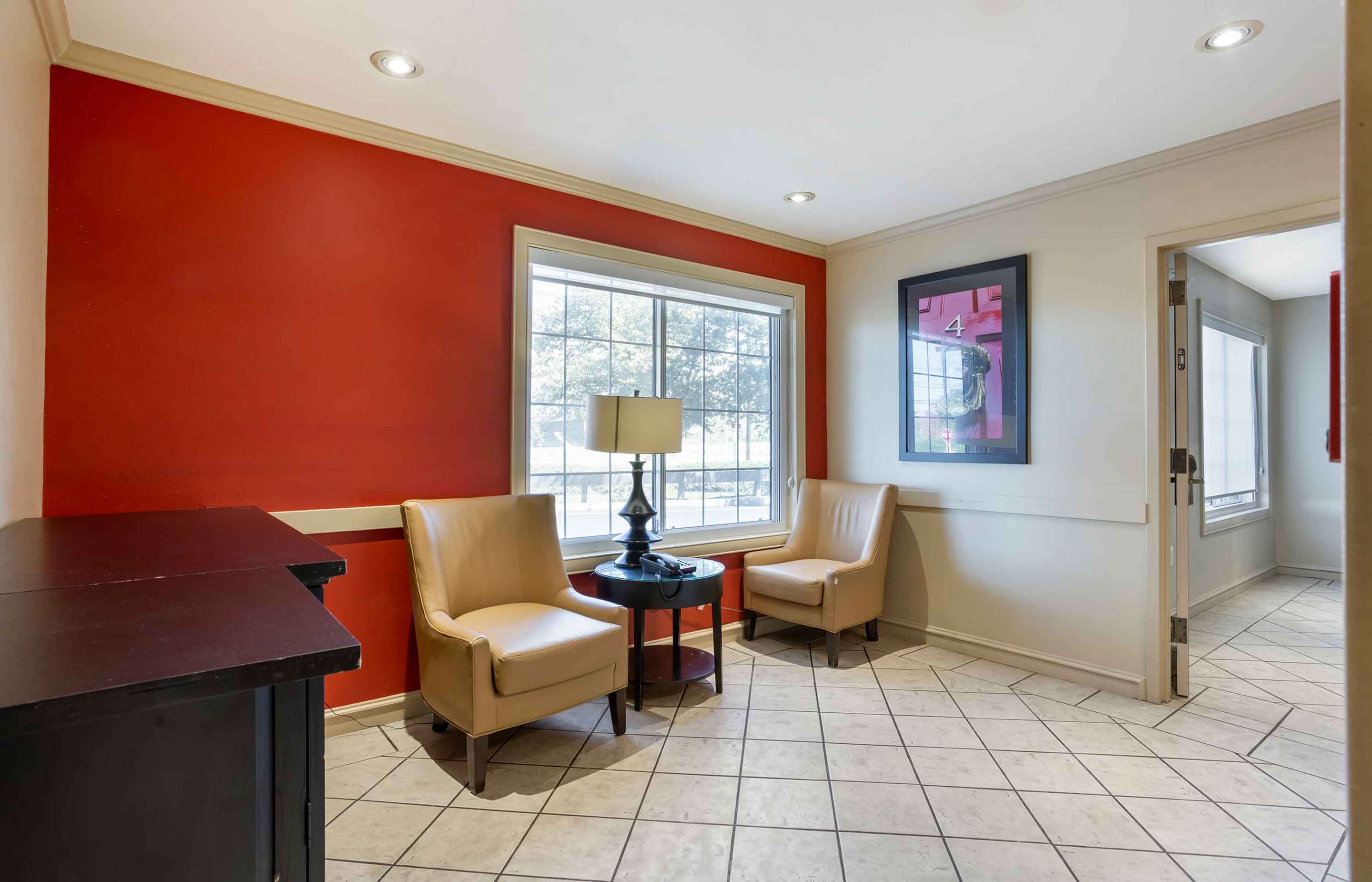 Lobby and Guest Check-in | Extended Stay America Suites Meadowlands East Rutherford