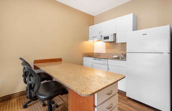  - Extended Stay America Suites Secaucus - I-95, Exit 17