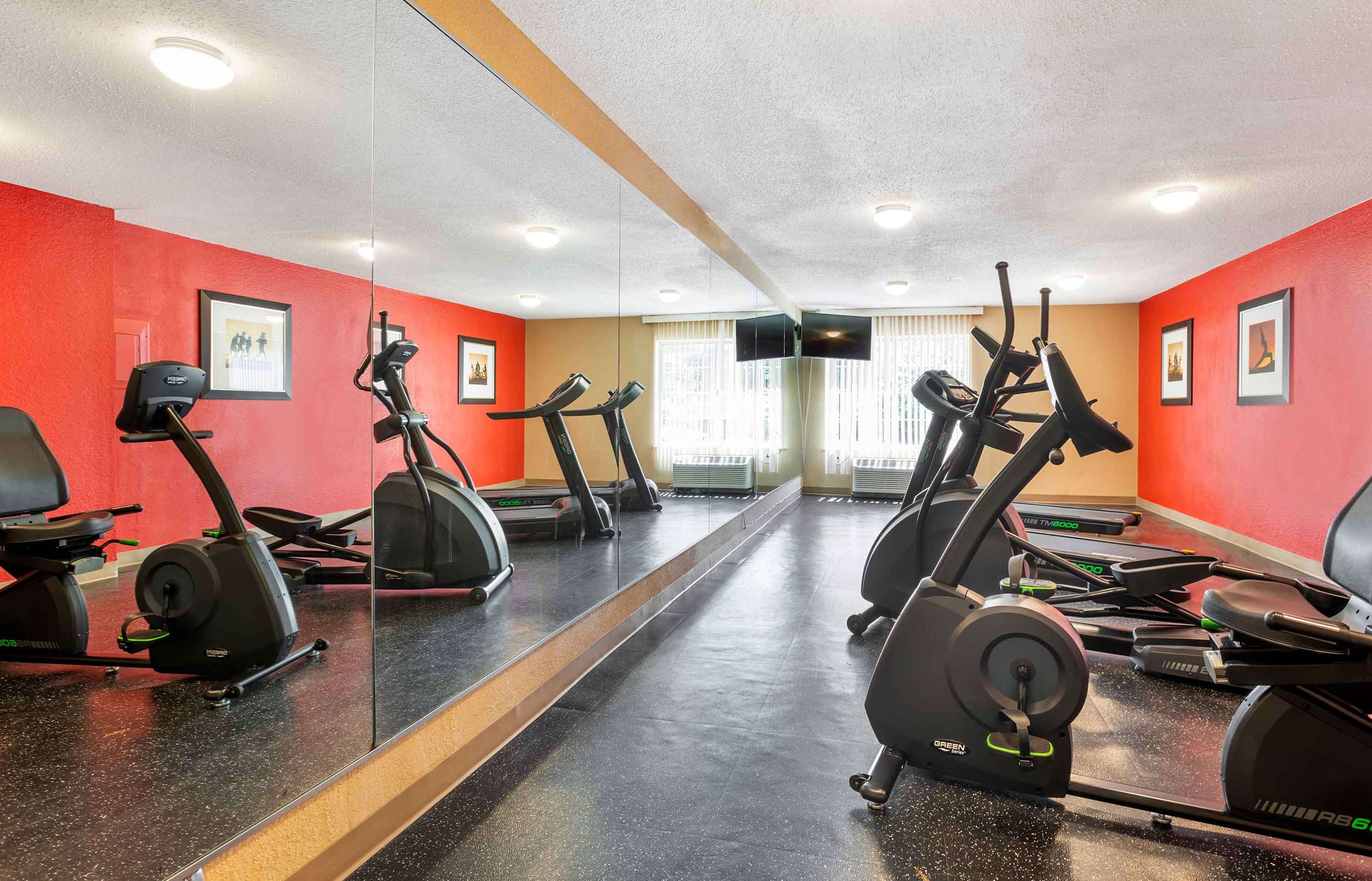 On-Site Fitness Facility | Extended Stay America Suites Newark Woodbridge