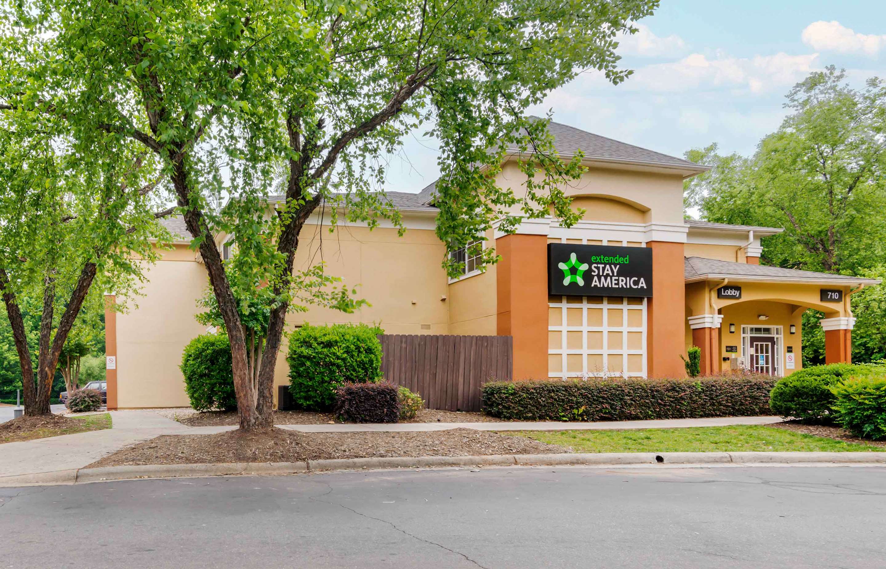 Exterior | Extended Stay America Suites - Charlotte - Airport