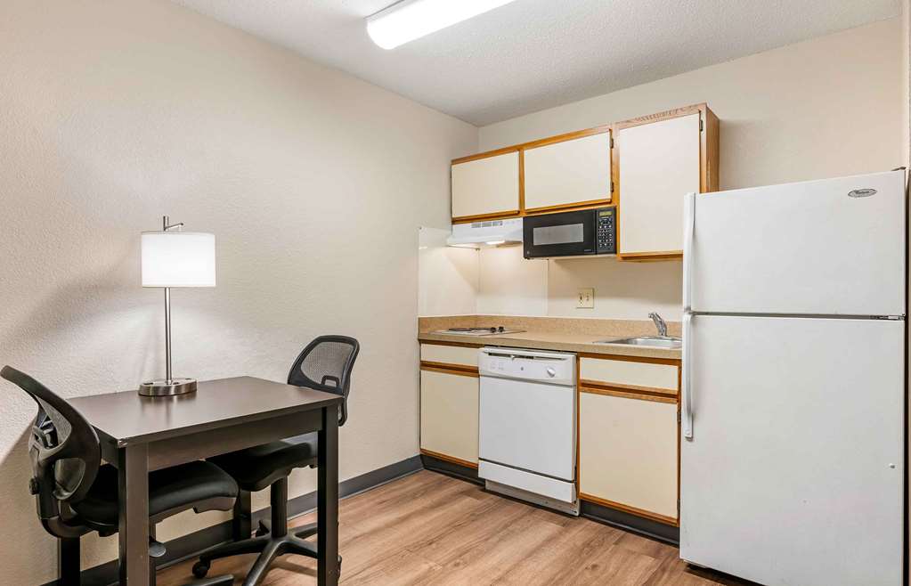 EXTENDED STAY AMERICA SUITES, photo 5