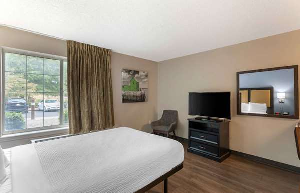  - Extended Stay America Suites Airport Memphis