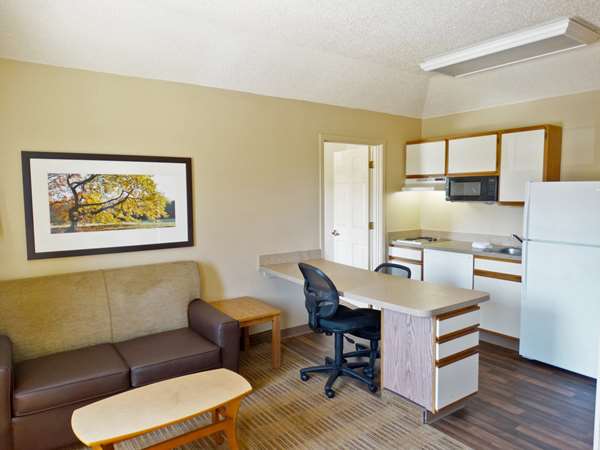  - Extended Stay America Suites Plano