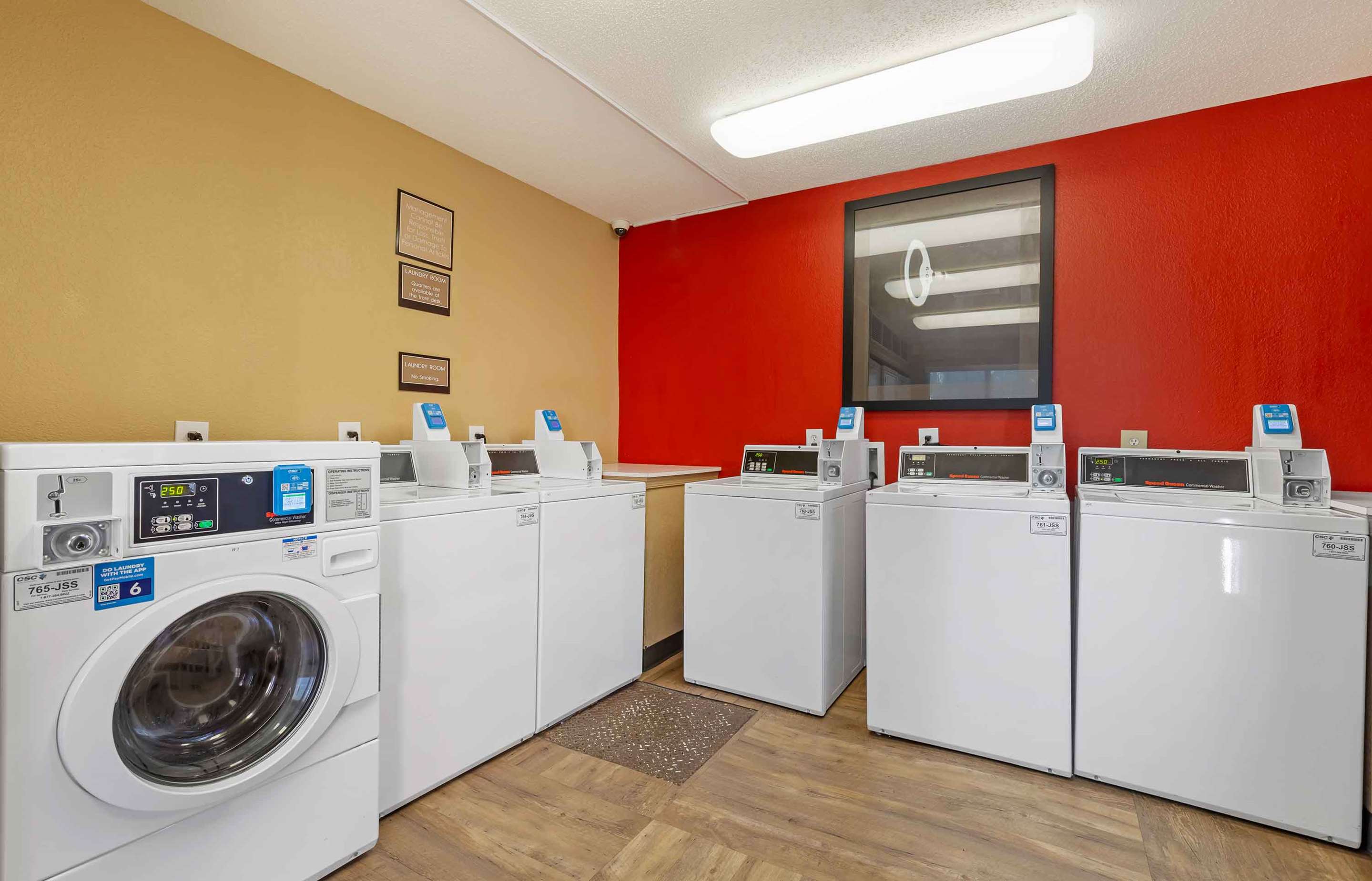 On-Premise Guest Laundry | Extended Stay America Suites Washington DC Falls Church
