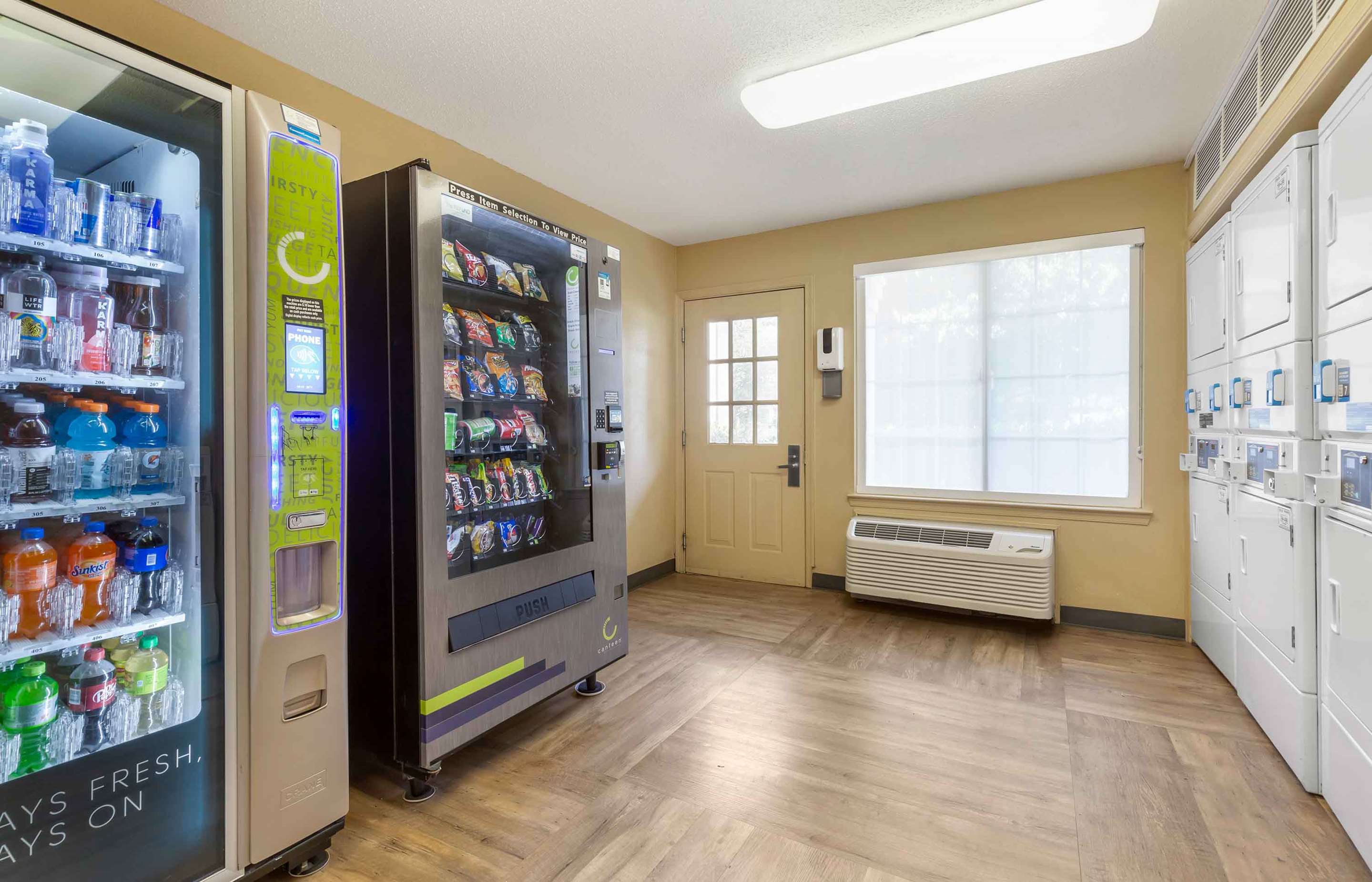 On-Premise Guest Laundry | Extended Stay America Suites Washington DC Falls Church