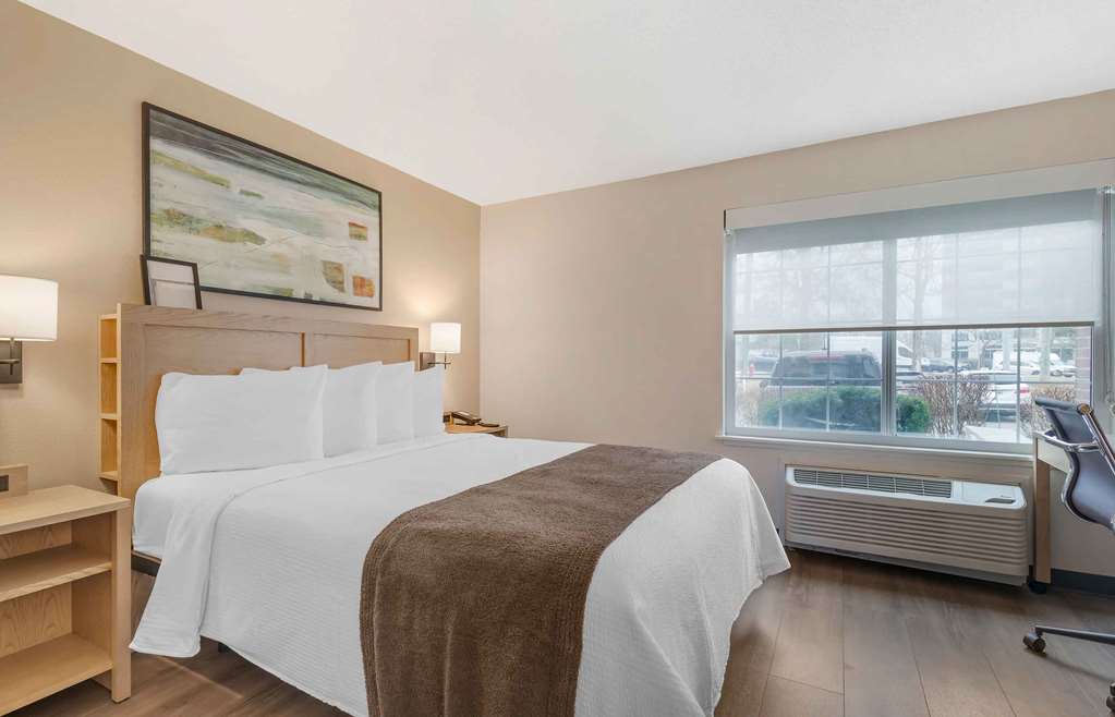 EXTENDED STAY AMERICA SUITES-guestroom-Guest Room,On-Site.jpg