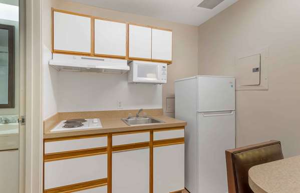  - Extended Stay America Suites West End I-64 Glen Allen