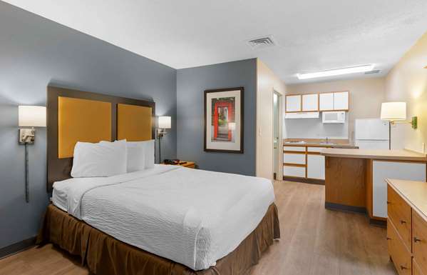  - Extended Stay America Suites West End I-64 Glen Allen