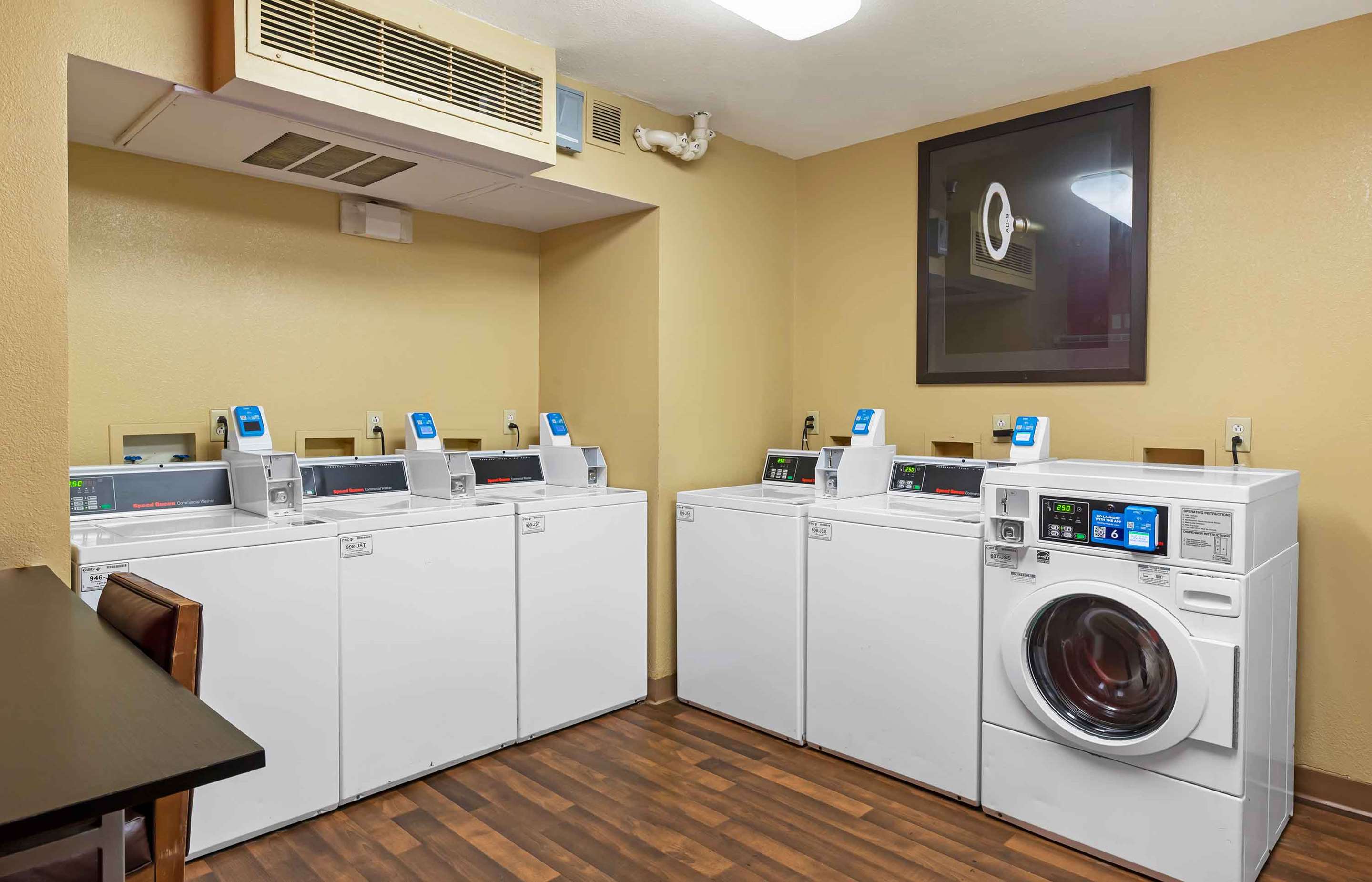 On-Premise Guest Laundry | Extended Stay America Suites North Chesterfield Arboretum
