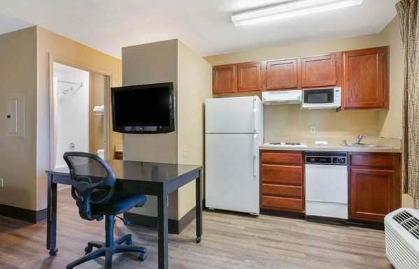  - Extended Stay America Suites Chandler Blvd Phoenix - I-10, Exit 160