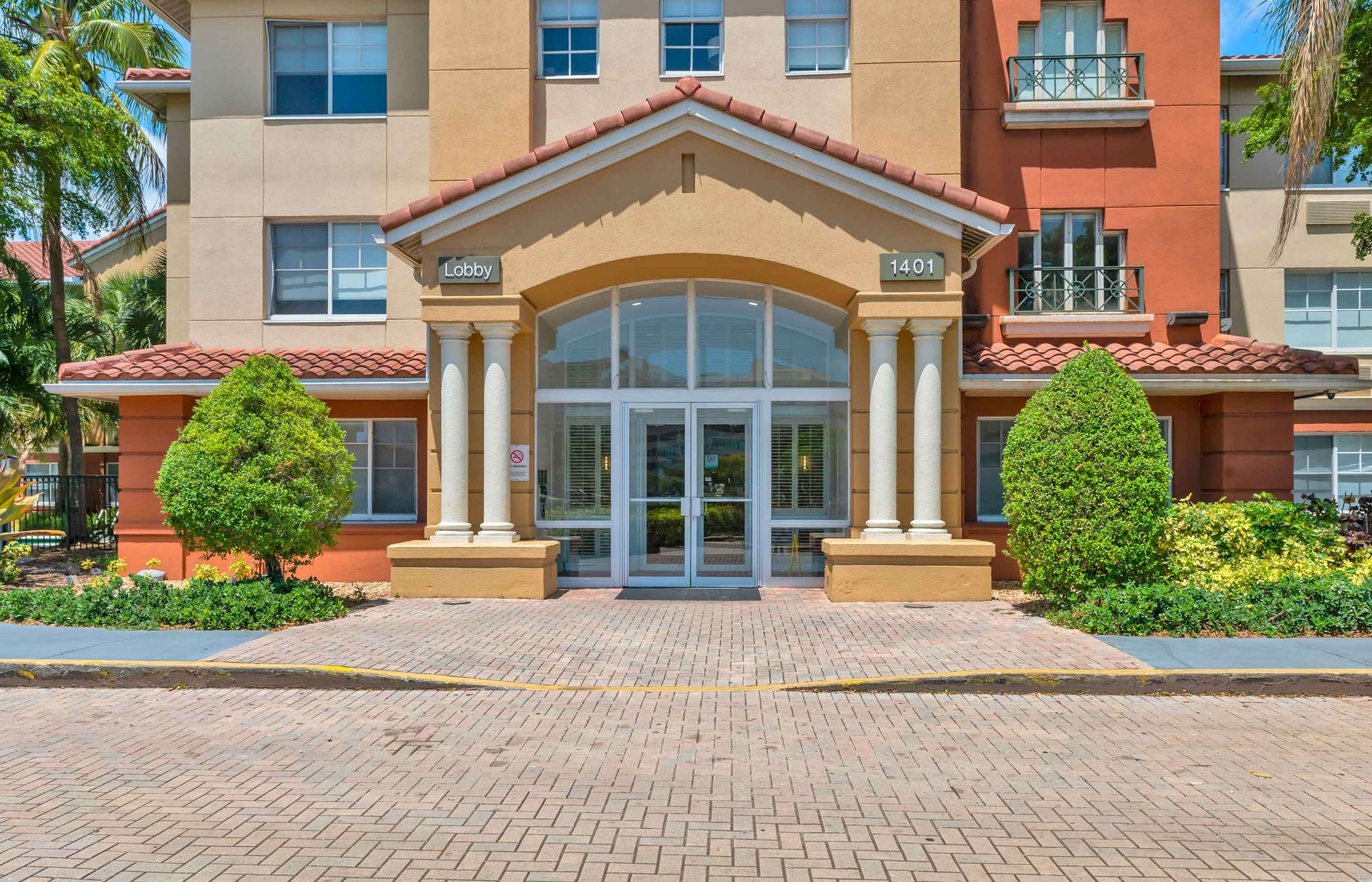 Exterior | Extended Stay America Premier Suites - Fort Lauderdale - Cypress Creek - Park North