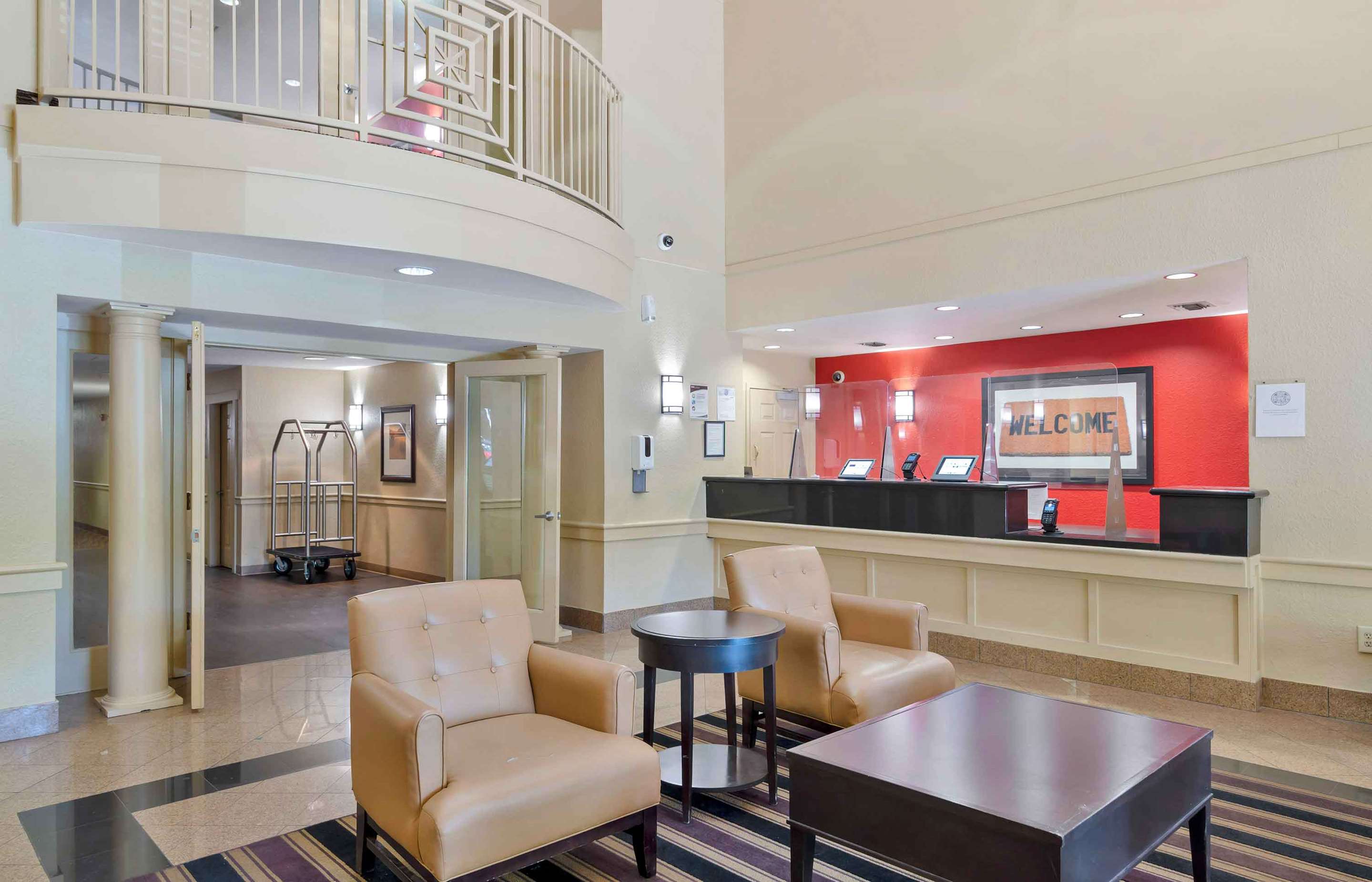 Lobby and Guest Check-in | Extended Stay America Suites Atlanta Marietta Interstate N