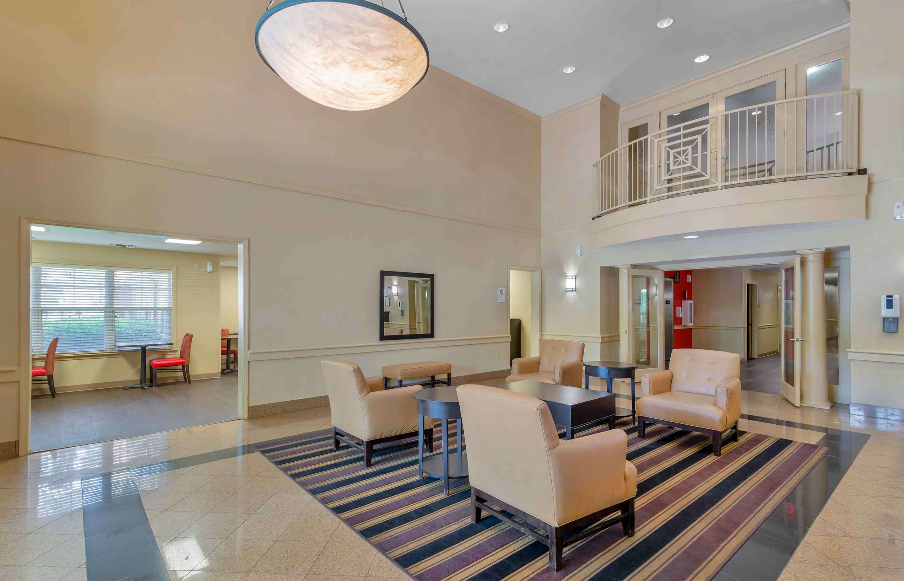 Lobby and Guest Check-in | Extended Stay America Suites Atlanta Marietta Interstate N