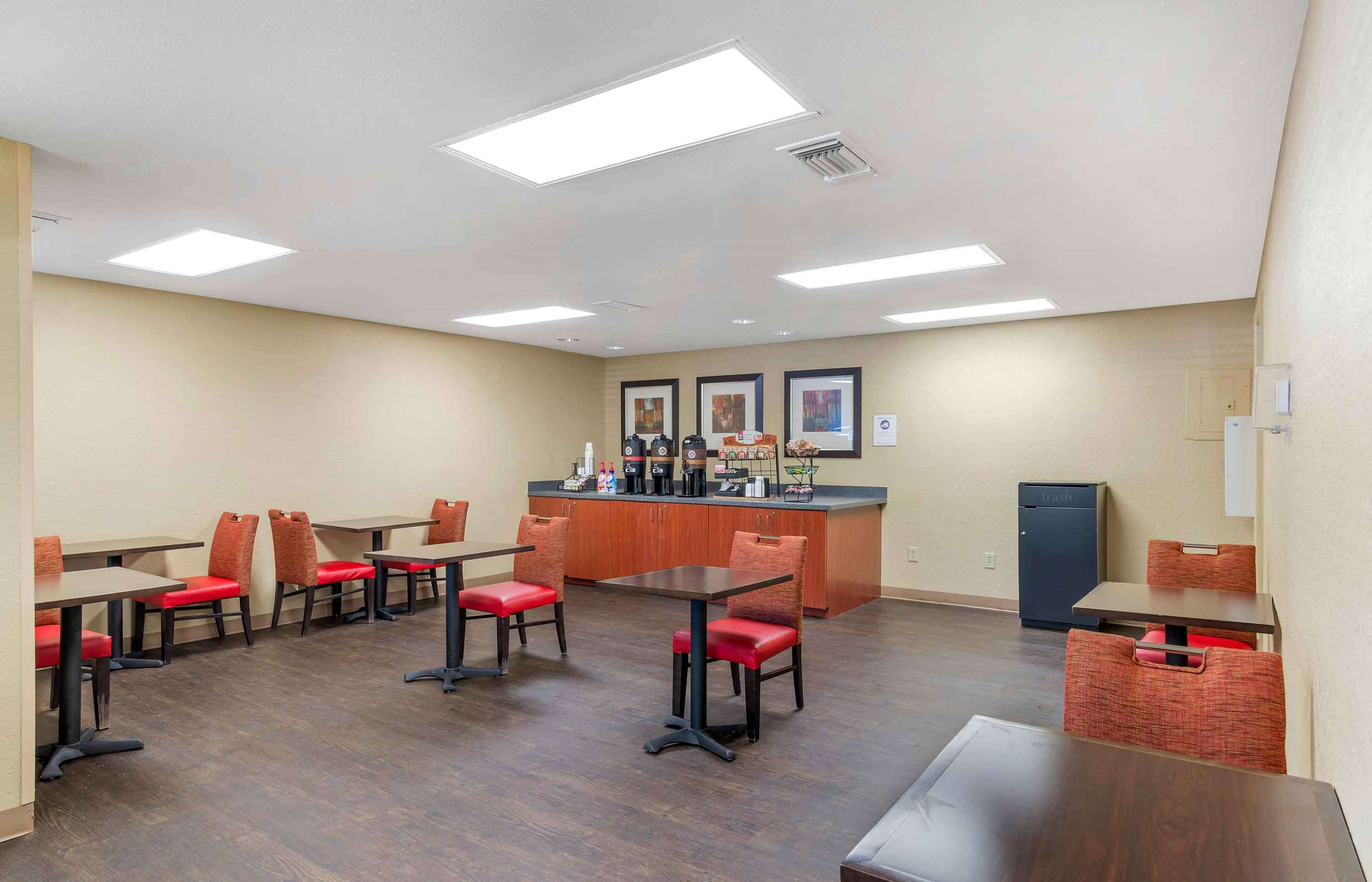 Breakfast Room | Extended Stay America Suites Atlanta Marietta Interstate N