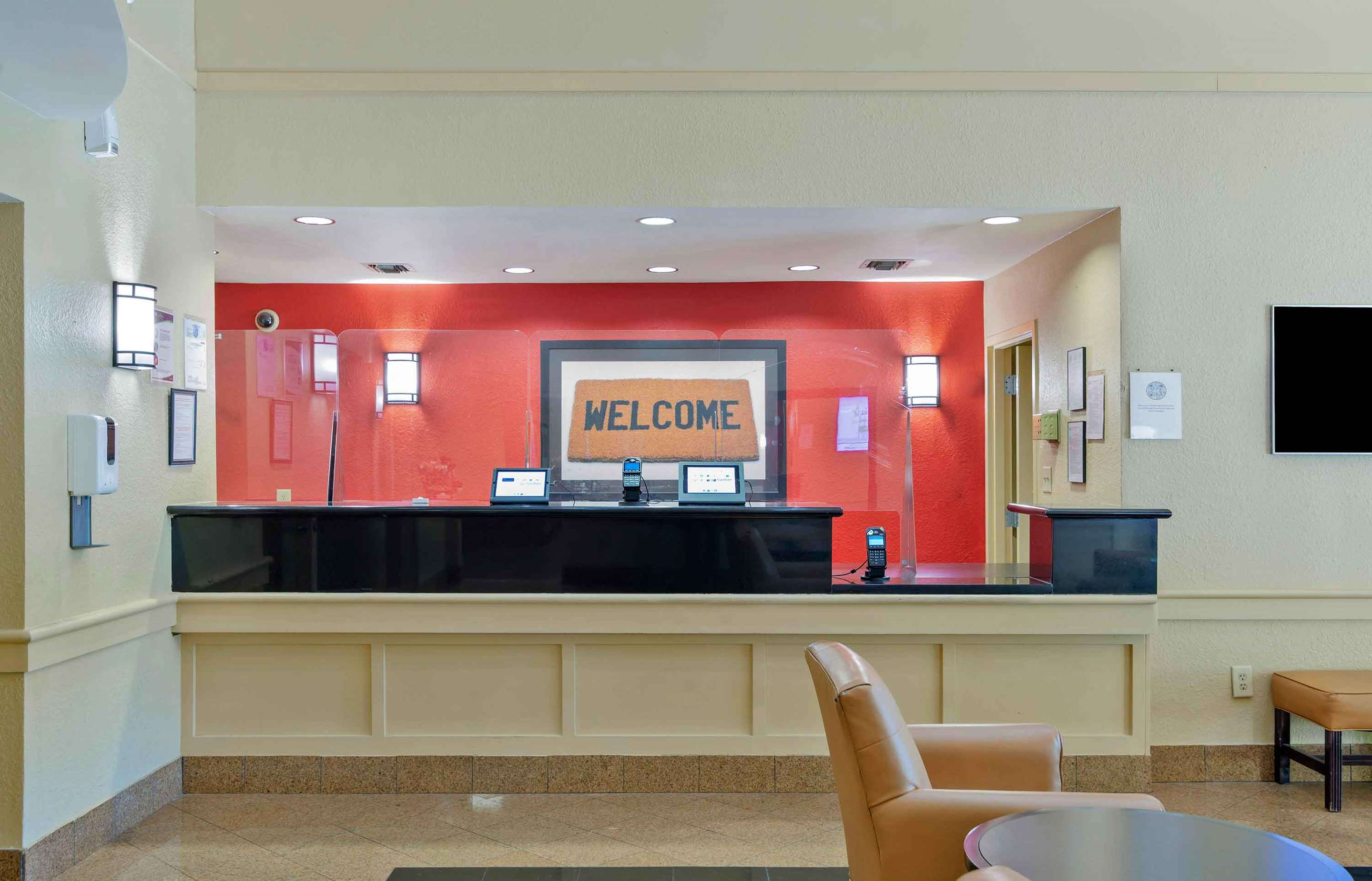 Lobby and Guest Check-in | Extended Stay America Suites Atlanta Marietta Interstate N 