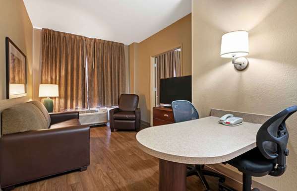  - Extended Stay America Suites Southern Avenue Indianapolis - I-74 & I-465, Exit 11