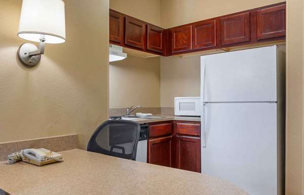  - Extended Stay America Suites Southern Avenue Indianapolis - I-74 & I-465, Exit 11
